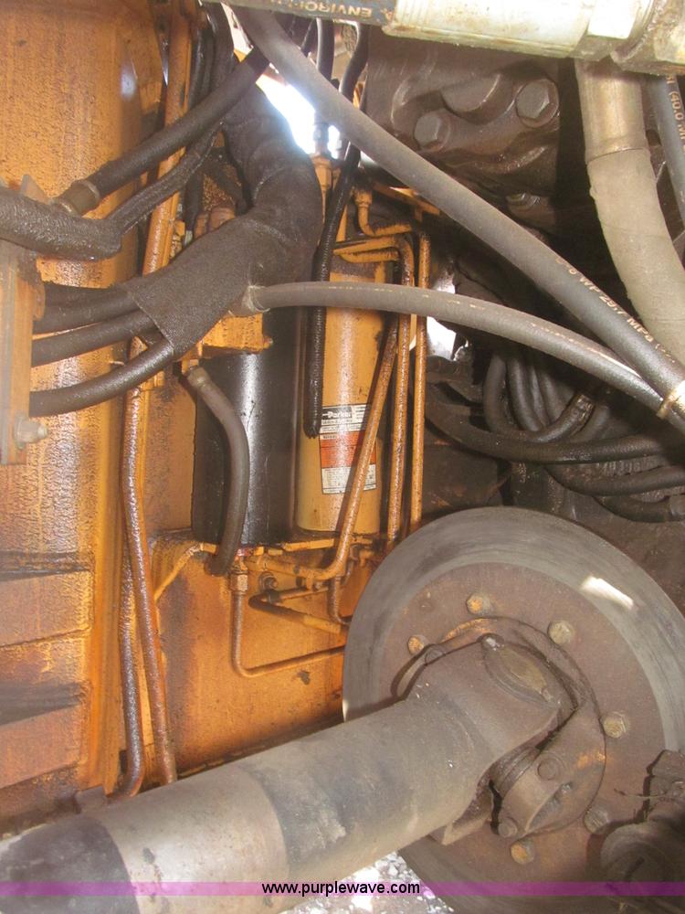 image for item F7319 1997 Case 821B wheel loader