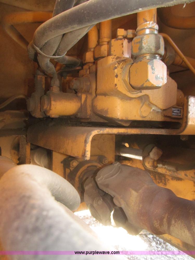 image for item F7319 1997 Case 821B wheel loader