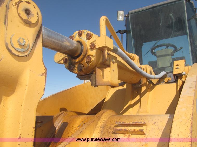 image for item F7319 1997 Case 821B wheel loader