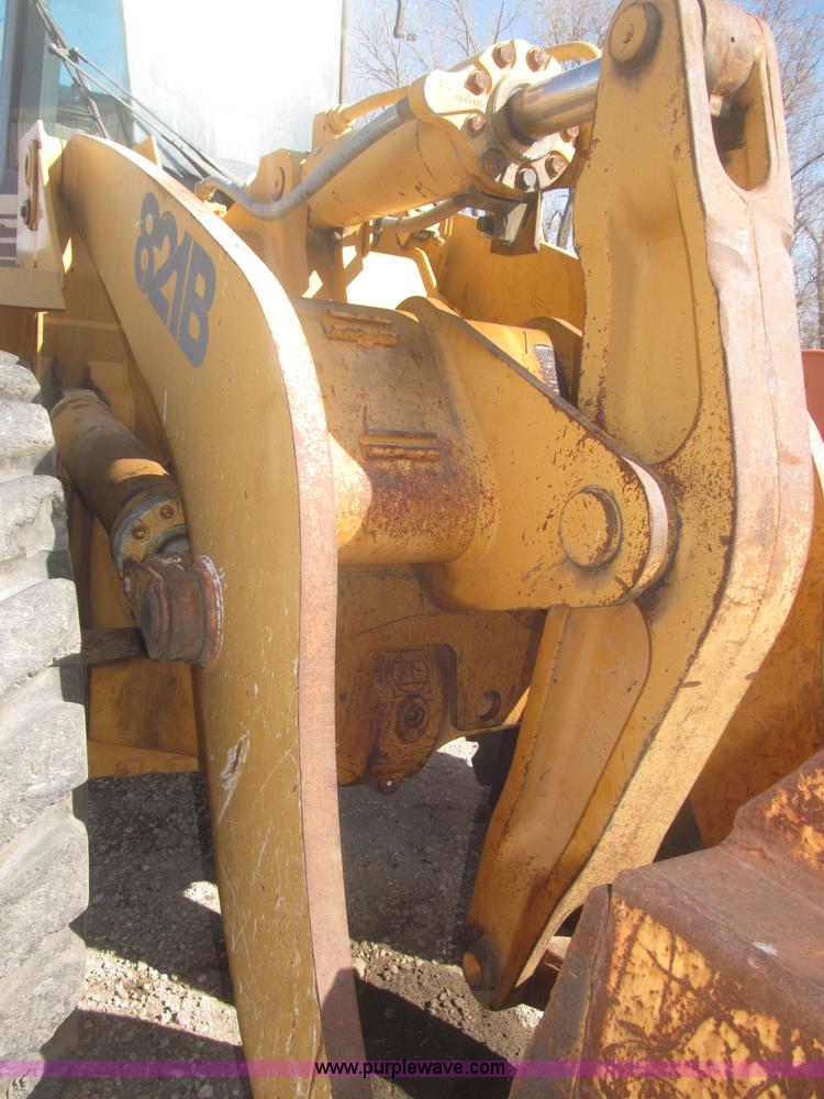 image for item F7319 1997 Case 821B wheel loader