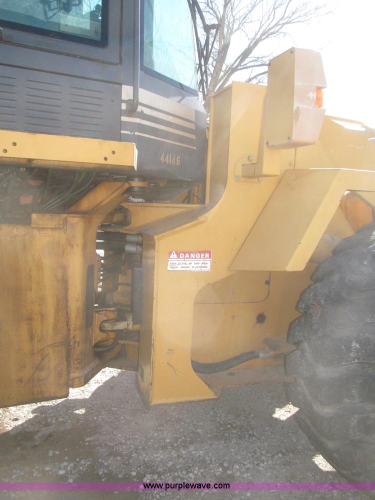 image for item F7319 1997 Case 821B wheel loader