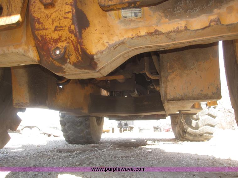 image for item F7319 1997 Case 821B wheel loader