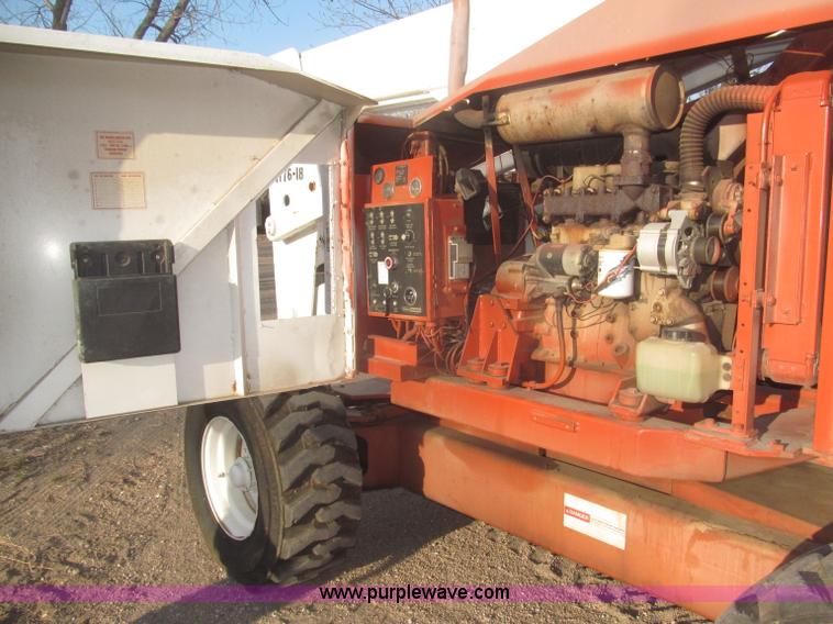 image for item F7324 Snorkelift ATB-60 boom lift