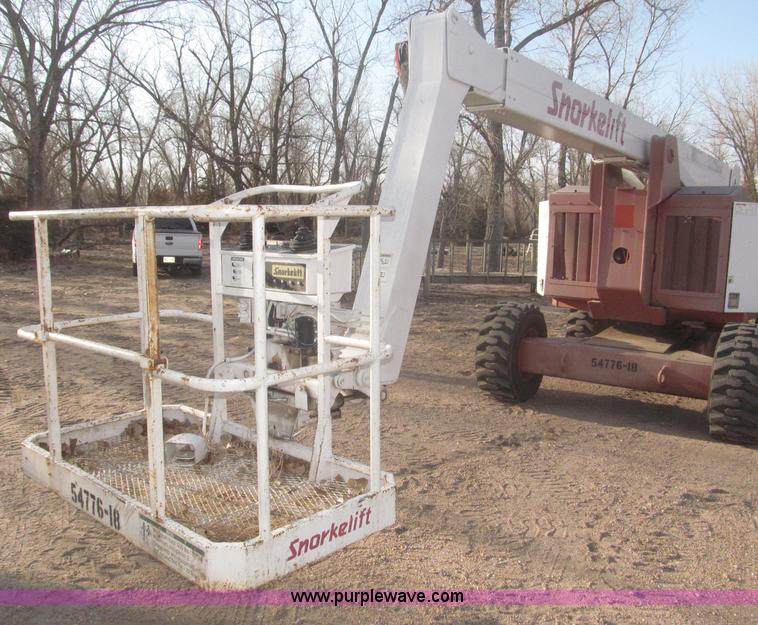 image for item F7324 Snorkelift ATB-60 boom lift
