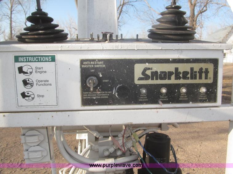 image for item F7324 Snorkelift ATB-60 boom lift