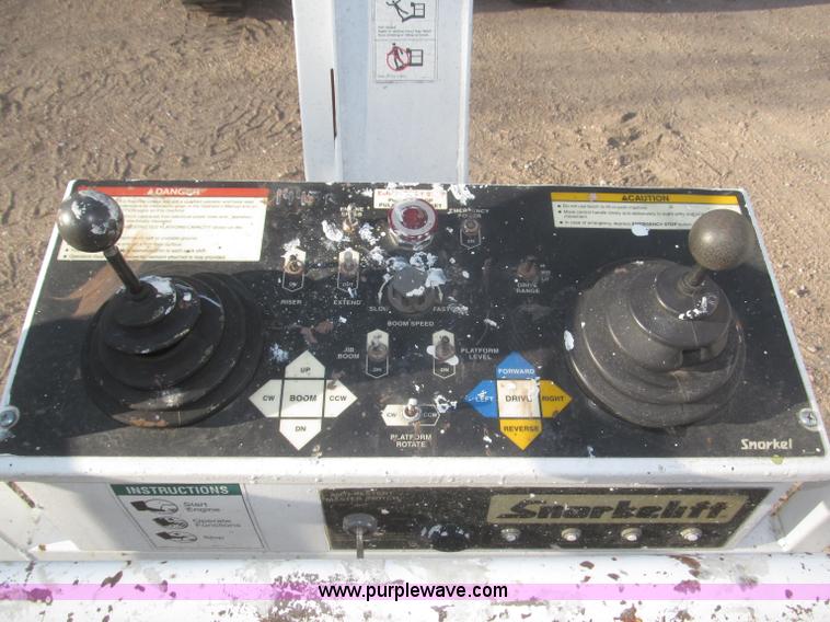 image for item F7324 Snorkelift ATB-60 boom lift