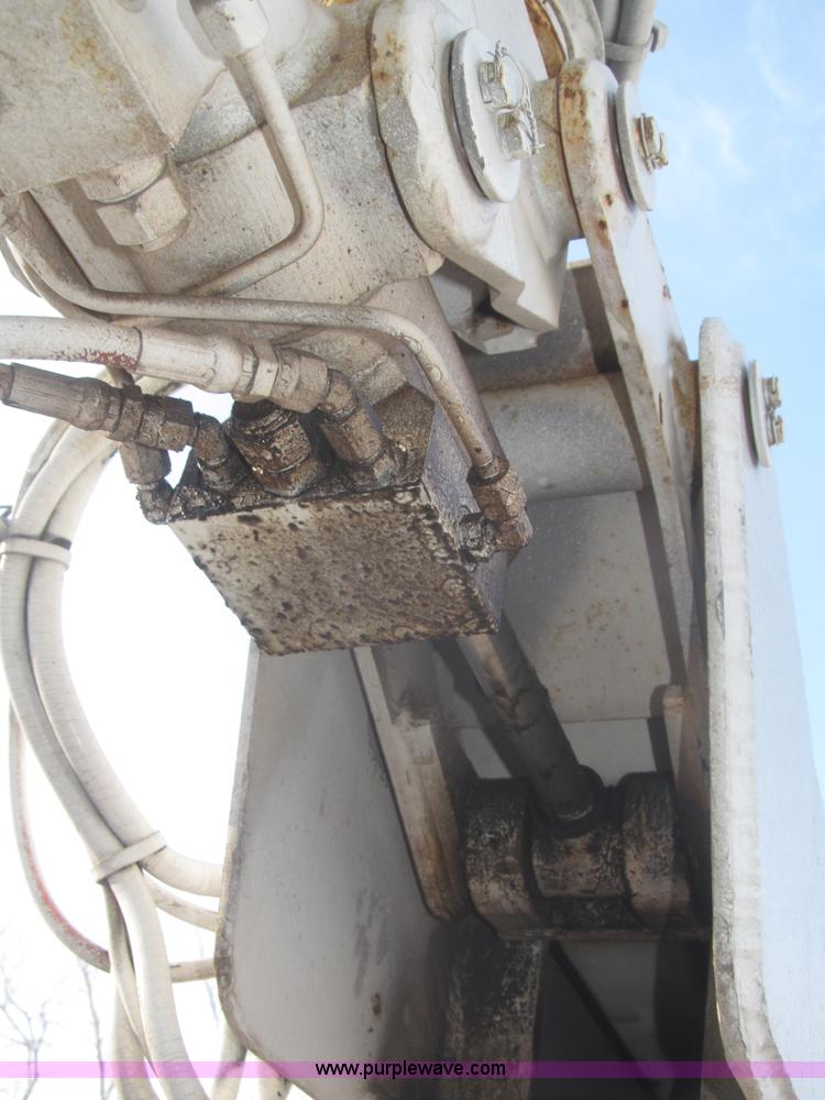 image for item F7324 Snorkelift ATB-60 boom lift