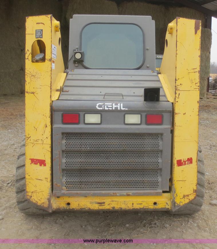 image for item F8215 1998 Gehl SL5365DX skid steer