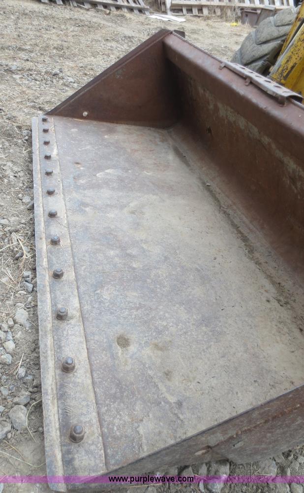 image for item F8215 1998 Gehl SL5365DX skid steer