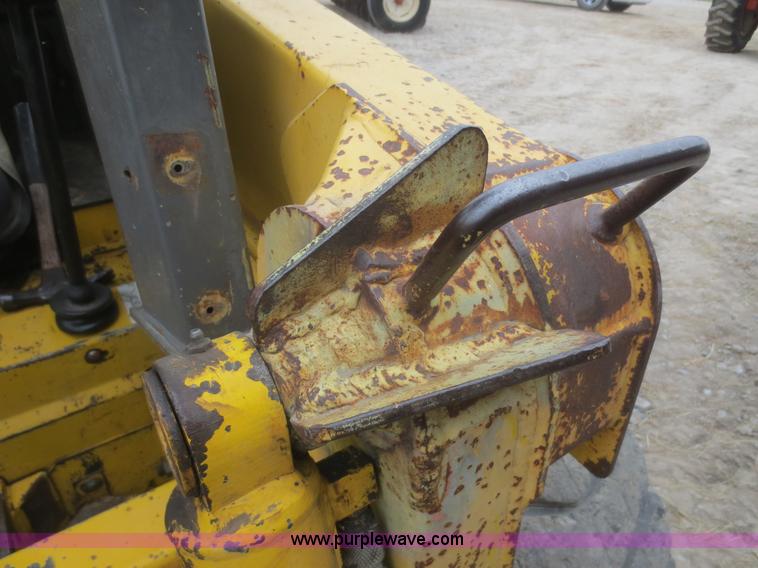 image for item F8215 1998 Gehl SL5365DX skid steer