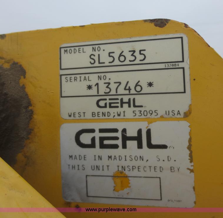 image for item F8215 1998 Gehl SL5365DX skid steer