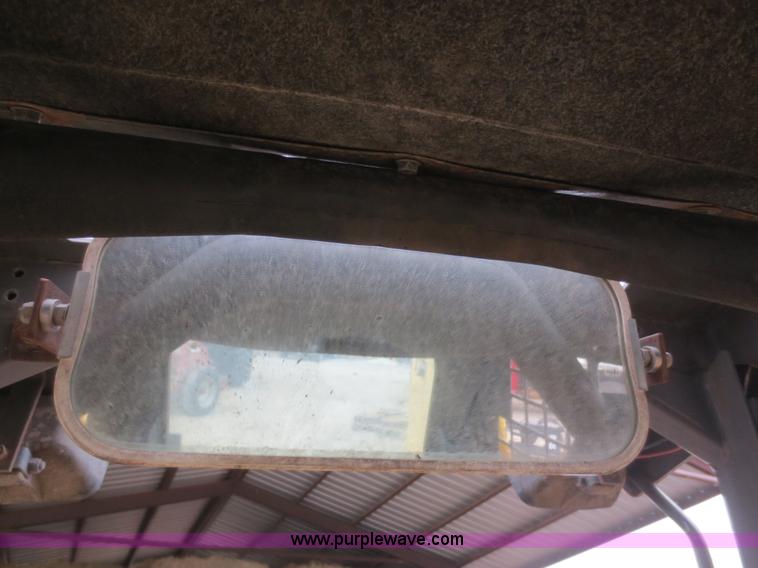 image for item F8215 1998 Gehl SL5365DX skid steer