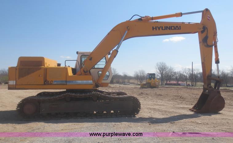 image for item F8218 1994 Hundai Robex 290LC excavator