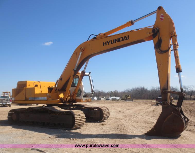 image for item F8218 1994 Hundai Robex 290LC excavator
