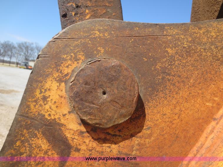 image for item F8218 1994 Hundai Robex 290LC excavator