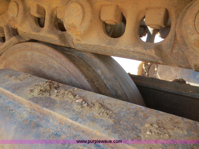 image for item F8218 1994 Hundai Robex 290LC excavator