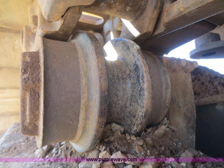 image for item F8218 1994 Hundai Robex 290LC excavator