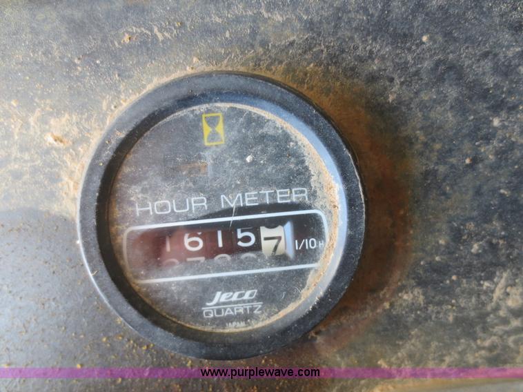 image for item F8218 1994 Hundai Robex 290LC excavator