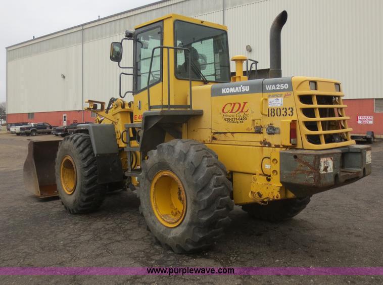 image for item F8219 Komatsu WA250-3ML wheel loader