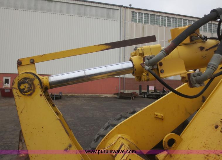 image for item F8219 Komatsu WA250-3ML wheel loader