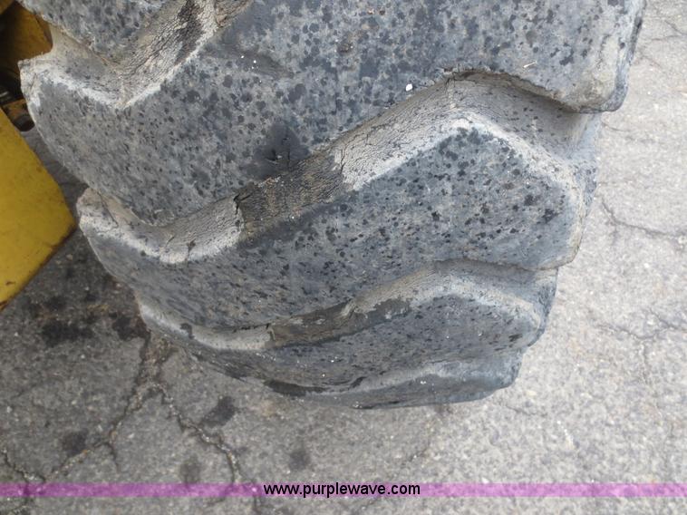 image for item F8219 Komatsu WA250-3ML wheel loader