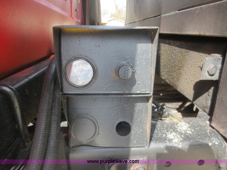 image for item F8227 1990 Mack RD690S dump truck