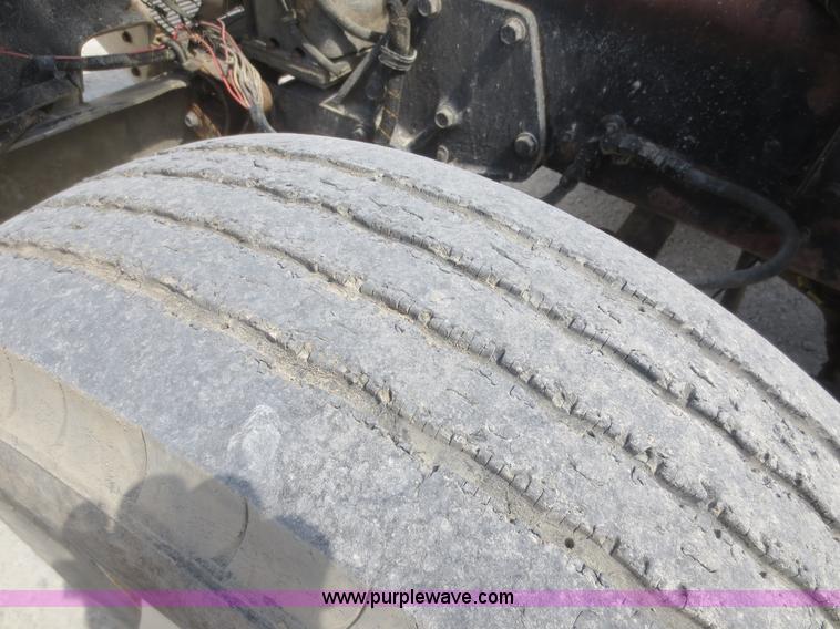 image for item F8233 1979 Peterbilt 359 dump truck