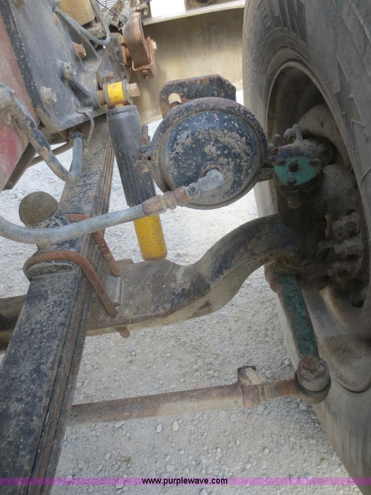 image for item F8233 1979 Peterbilt 359 dump truck