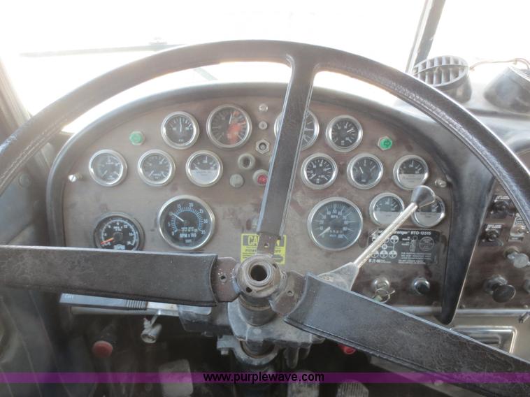 image for item F8233 1979 Peterbilt 359 dump truck