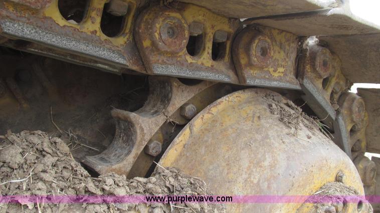 image for item G2333 1969 Caterpillar D7E dozer