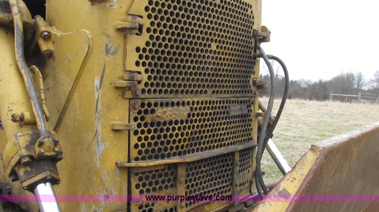 image for item G2333 1969 Caterpillar D7E dozer