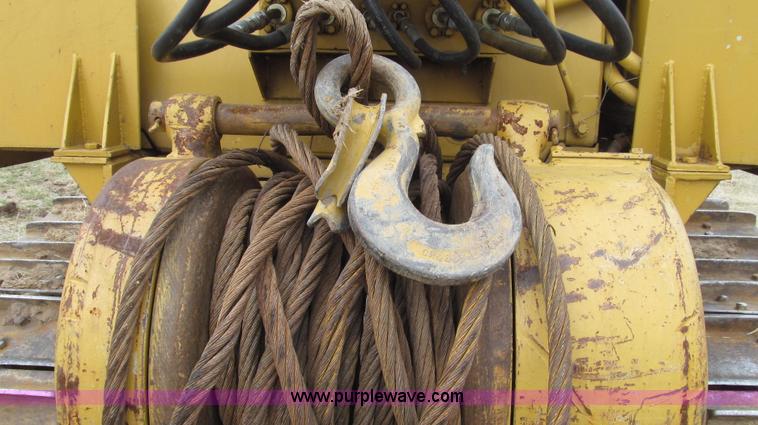 image for item G2333 1969 Caterpillar D7E dozer