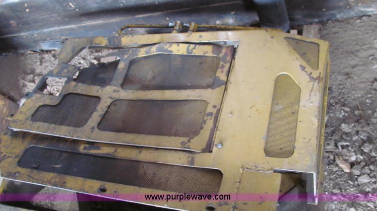 image for item G2333 1969 Caterpillar D7E dozer