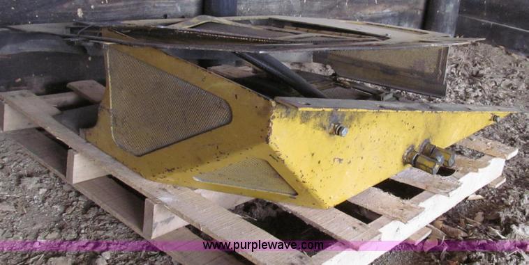image for item G2333 1969 Caterpillar D7E dozer