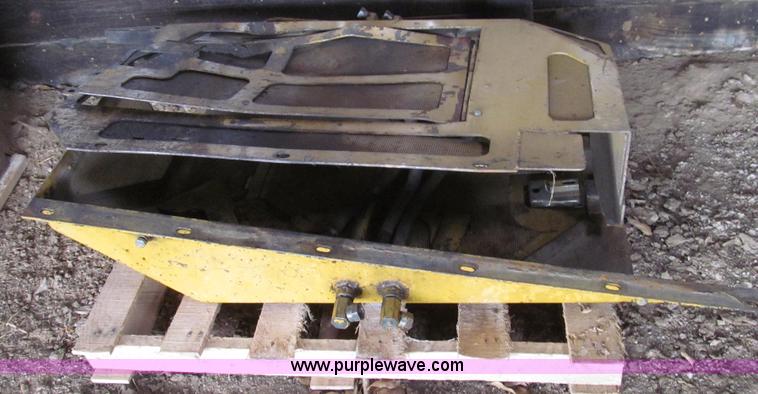 image for item G2333 1969 Caterpillar D7E dozer