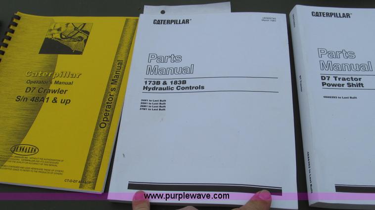 image for item G2333 1969 Caterpillar D7E dozer