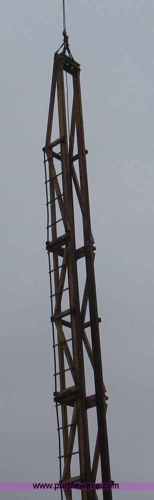 image for item G2336 Link Belt M70 diesel powered pile driver hammer