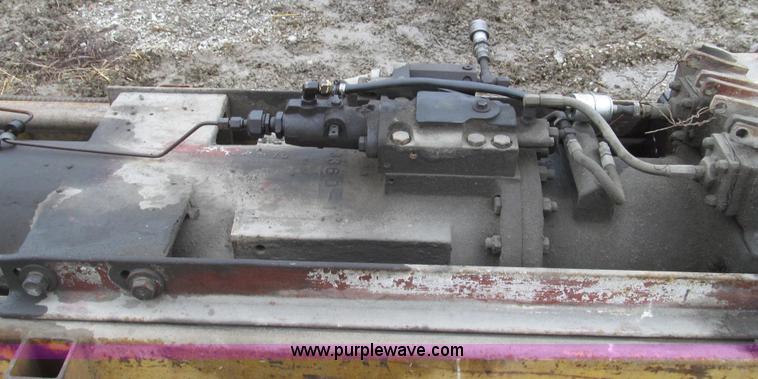 image for item G2336 Link Belt M70 diesel powered pile driver hammer