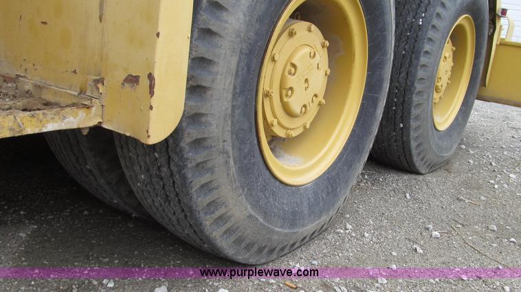 image for item G2337 1988 Link Belt HC-78B wire rope truck crane