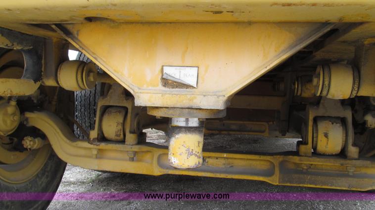 image for item G2337 1988 Link Belt HC-78B wire rope truck crane