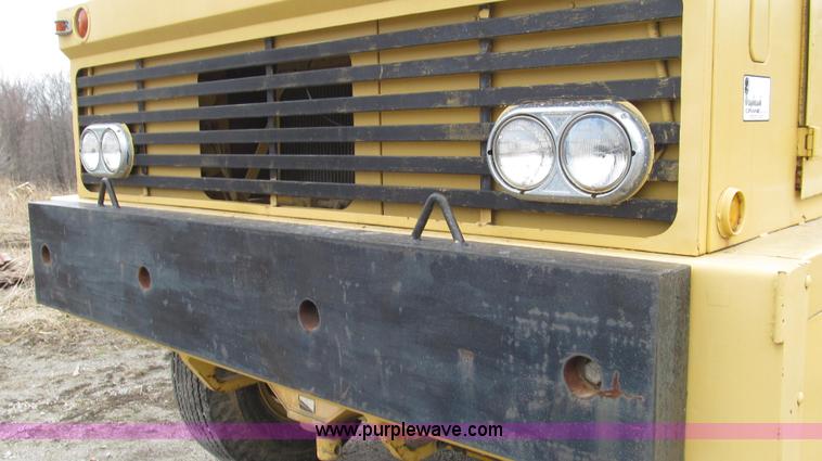 image for item G2337 1988 Link Belt HC-78B wire rope truck crane