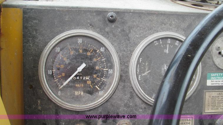 image for item G2337 1988 Link Belt HC-78B wire rope truck crane