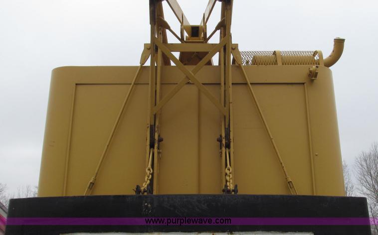 image for item G2337 1988 Link Belt HC-78B wire rope truck crane