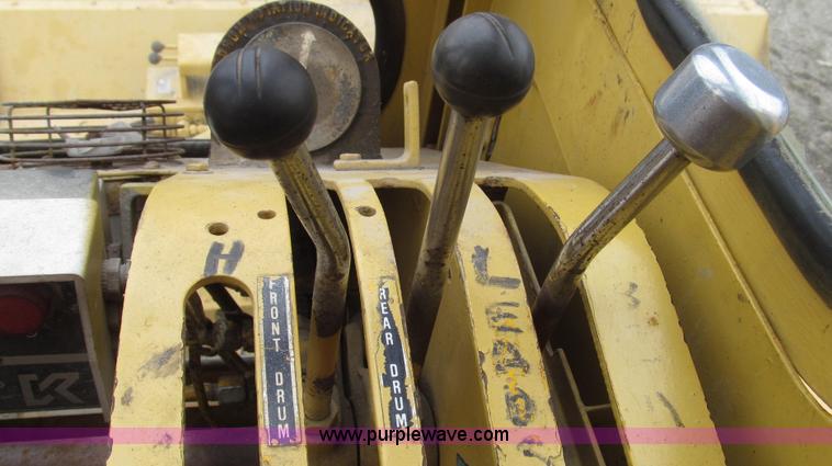 image for item G2337 1988 Link Belt HC-78B wire rope truck crane