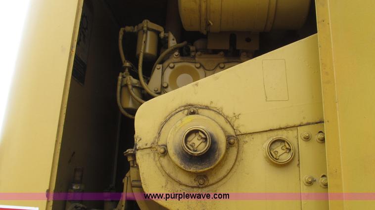 image for item G2337 1988 Link Belt HC-78B wire rope truck crane