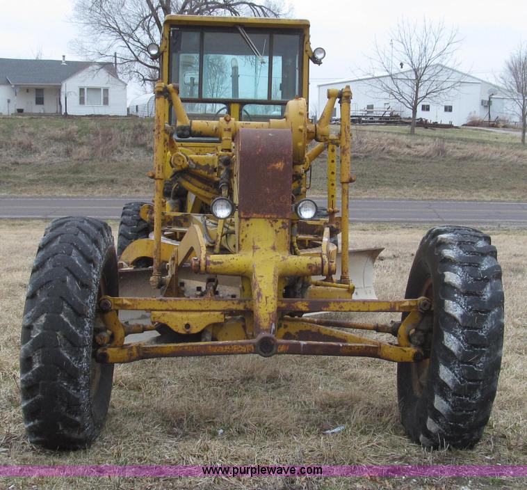 image for item G2338 1969 Caterpillar 112F motor grader