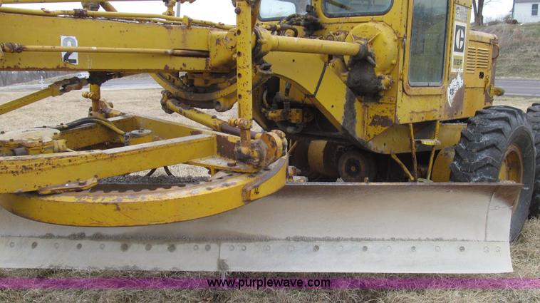image for item G2338 1969 Caterpillar 112F motor grader