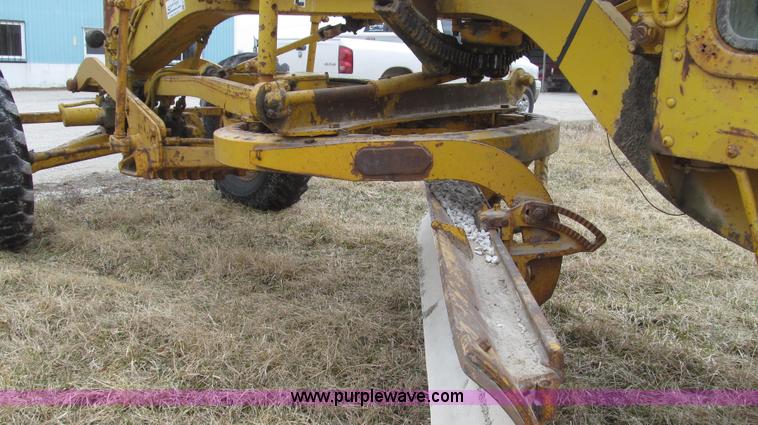 image for item G2338 1969 Caterpillar 112F motor grader