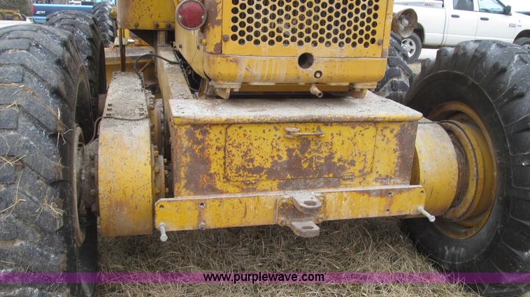 image for item G2338 1969 Caterpillar 112F motor grader