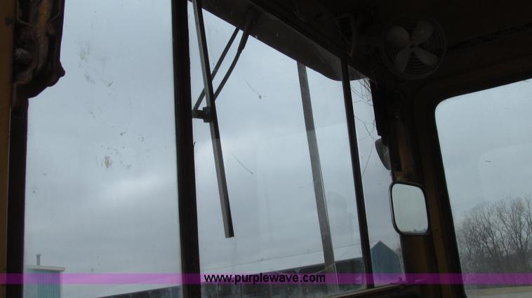 image for item G2338 1969 Caterpillar 112F motor grader